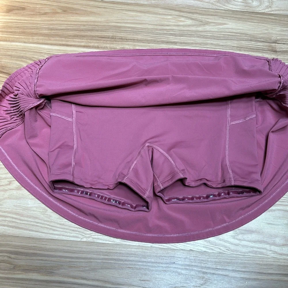 NWOT lululemon play off the pleats skirt skort Brier Rose 6 - Picture 3 of 6